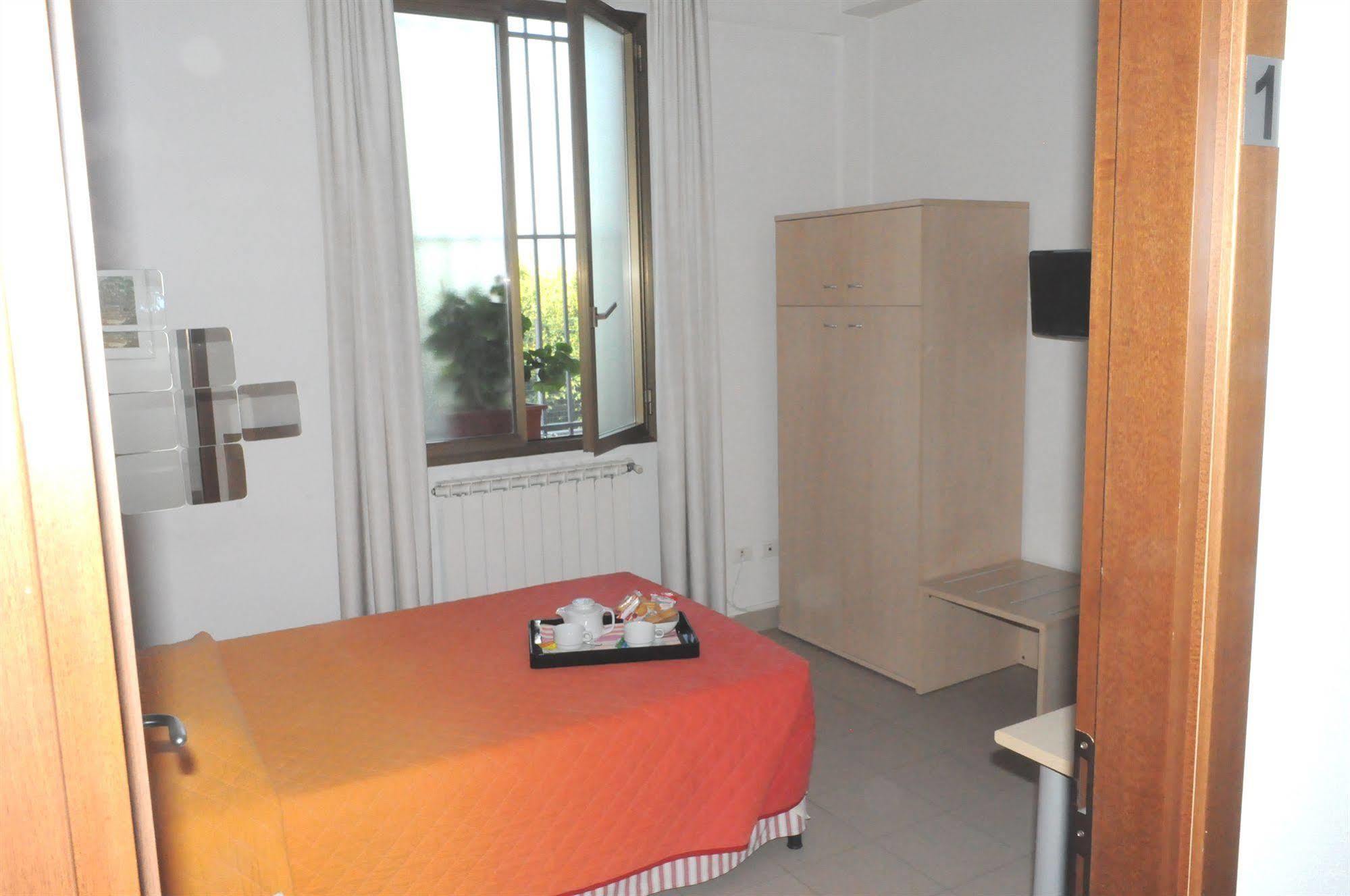 סיניה Marinetta Bed & Breakfast מראה חיצוני תמונה
