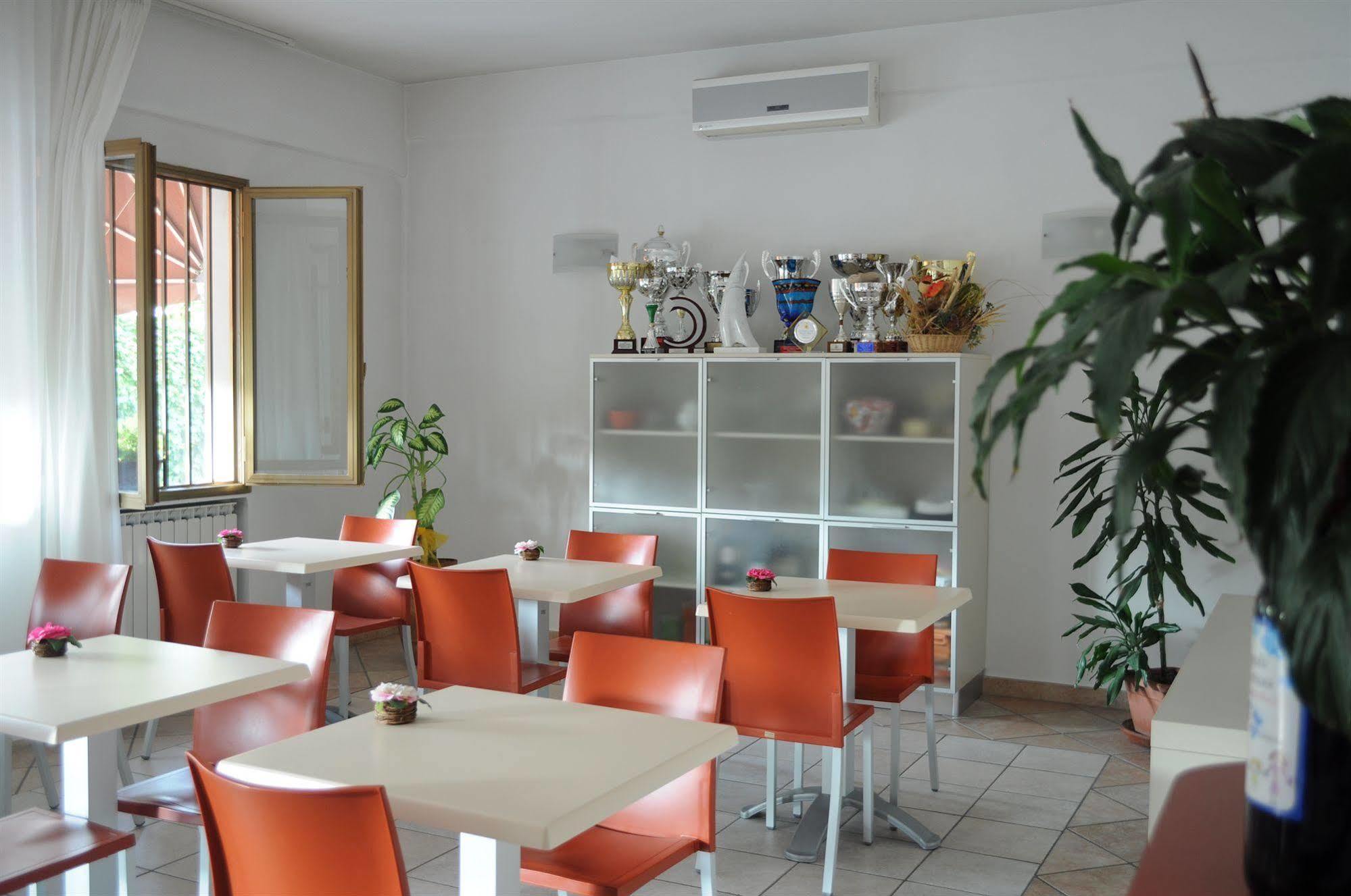 סיניה Marinetta Bed & Breakfast מראה חיצוני תמונה
