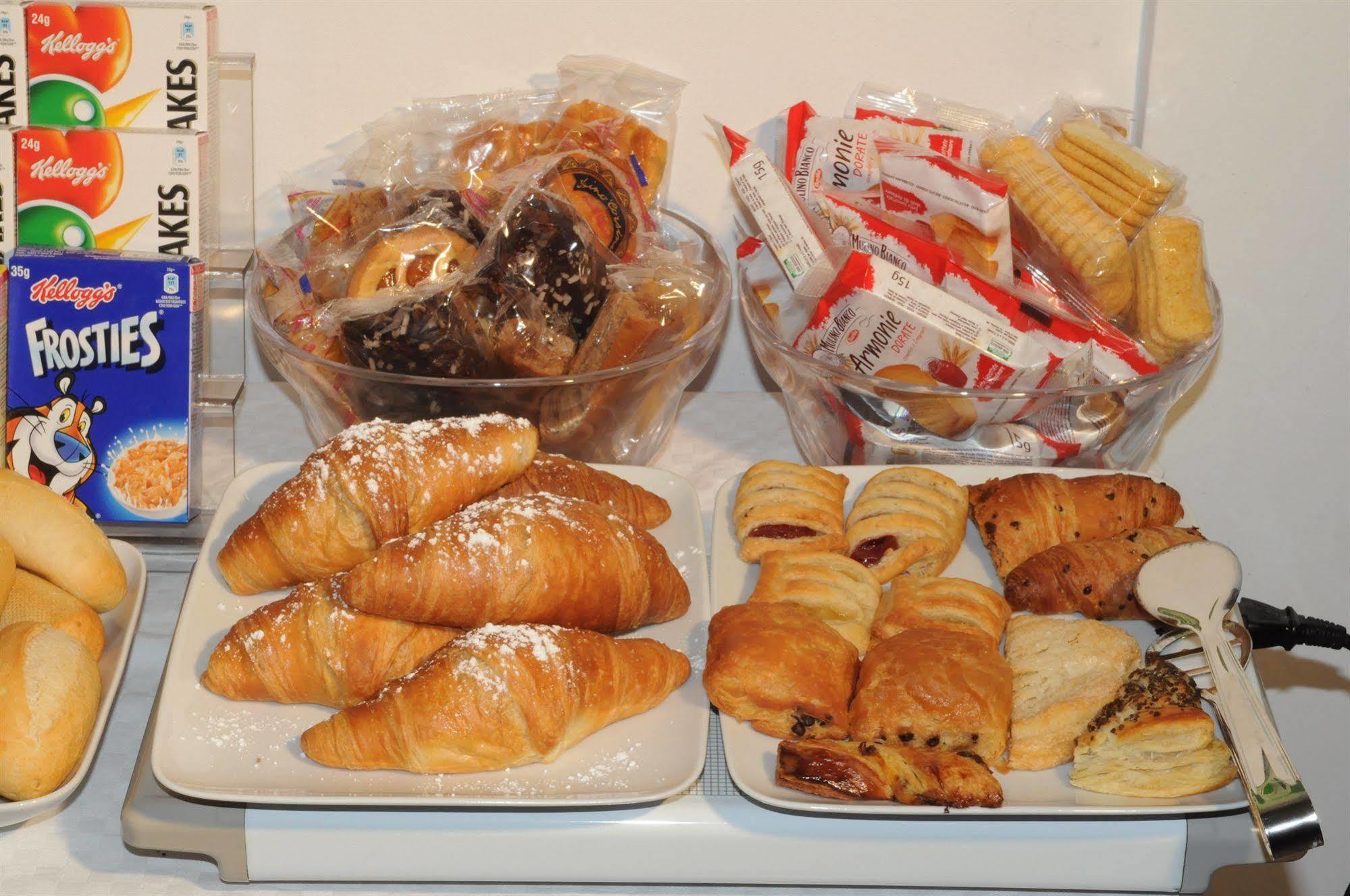 סיניה Marinetta Bed & Breakfast מראה חיצוני תמונה